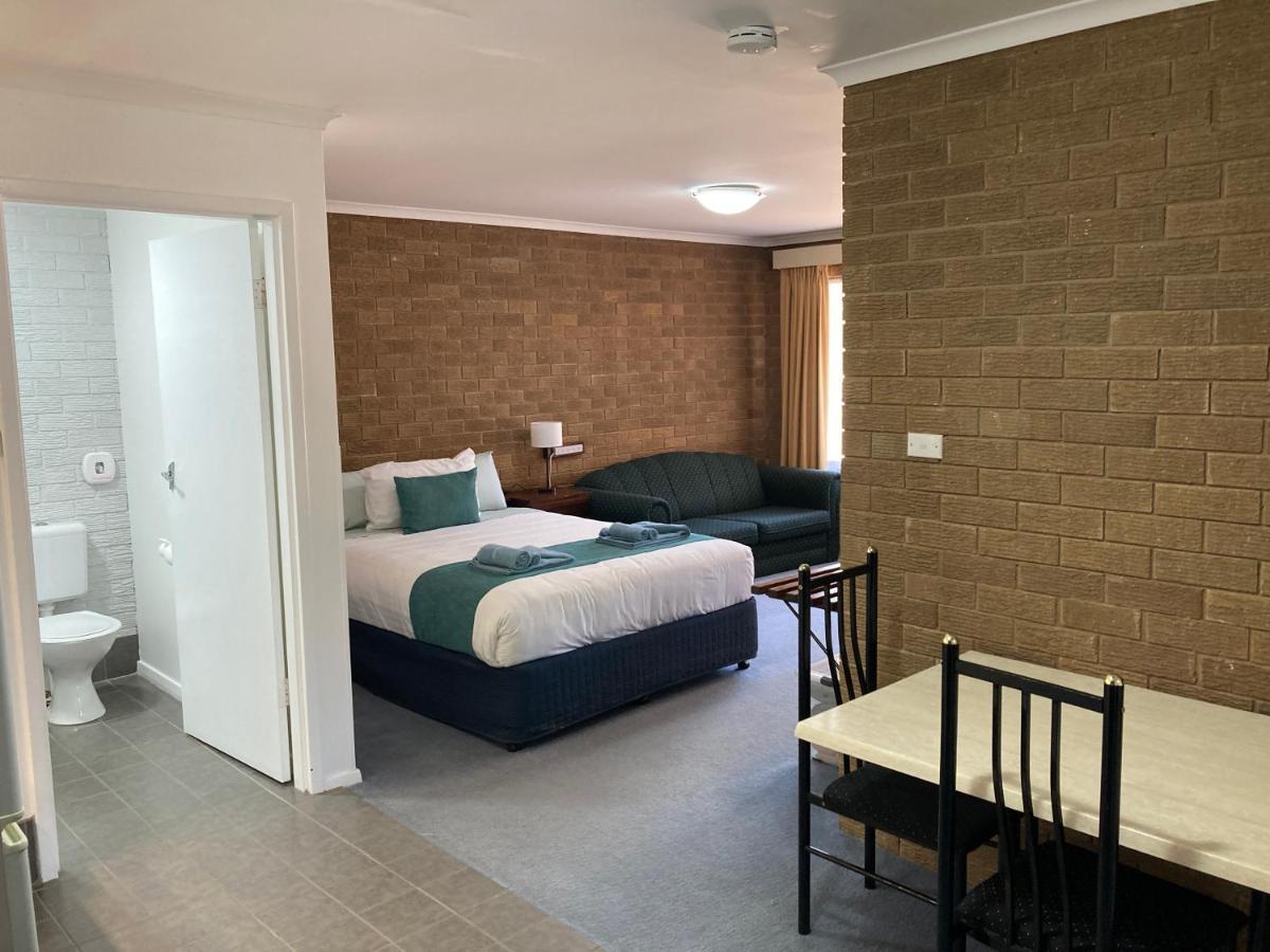 Camellia Motel Narrandera Exteriér fotografie