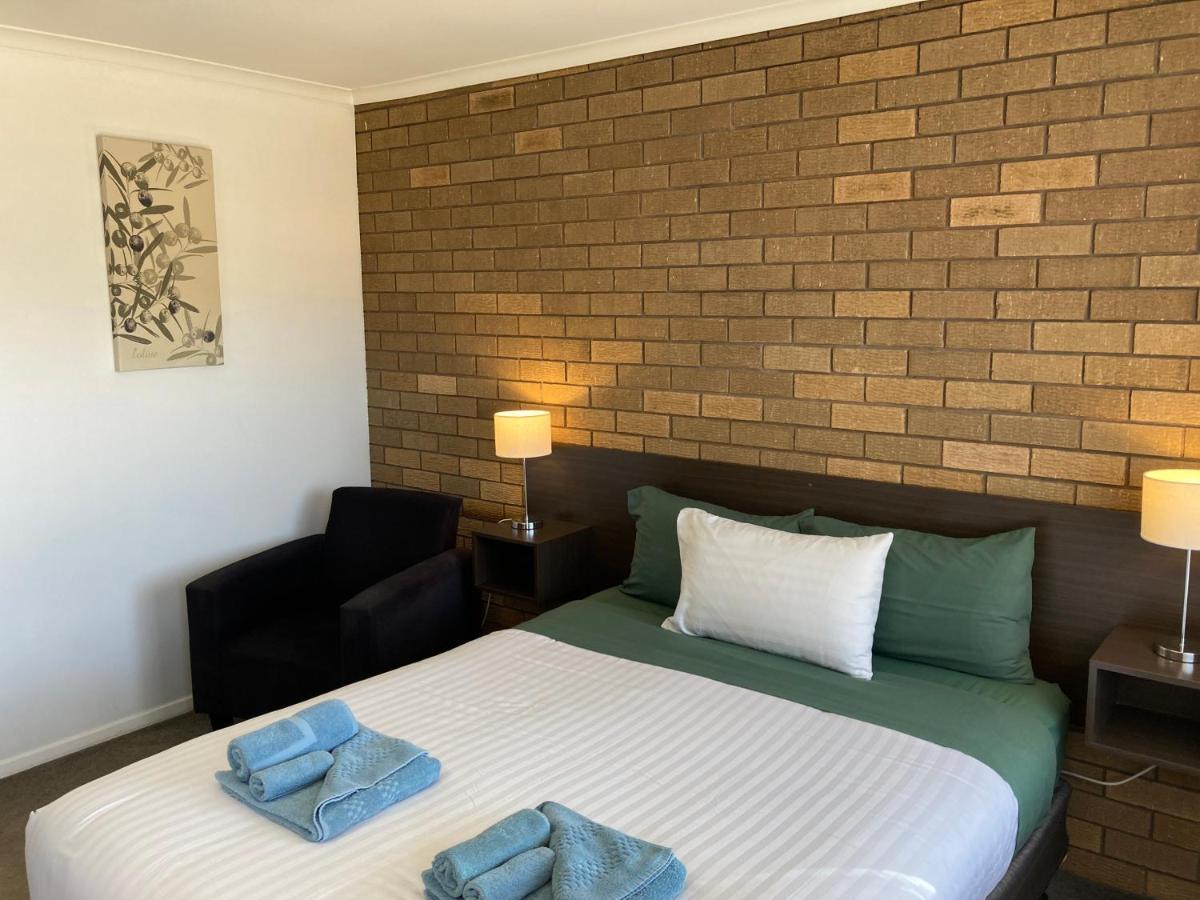 Camellia Motel Narrandera Exteriér fotografie