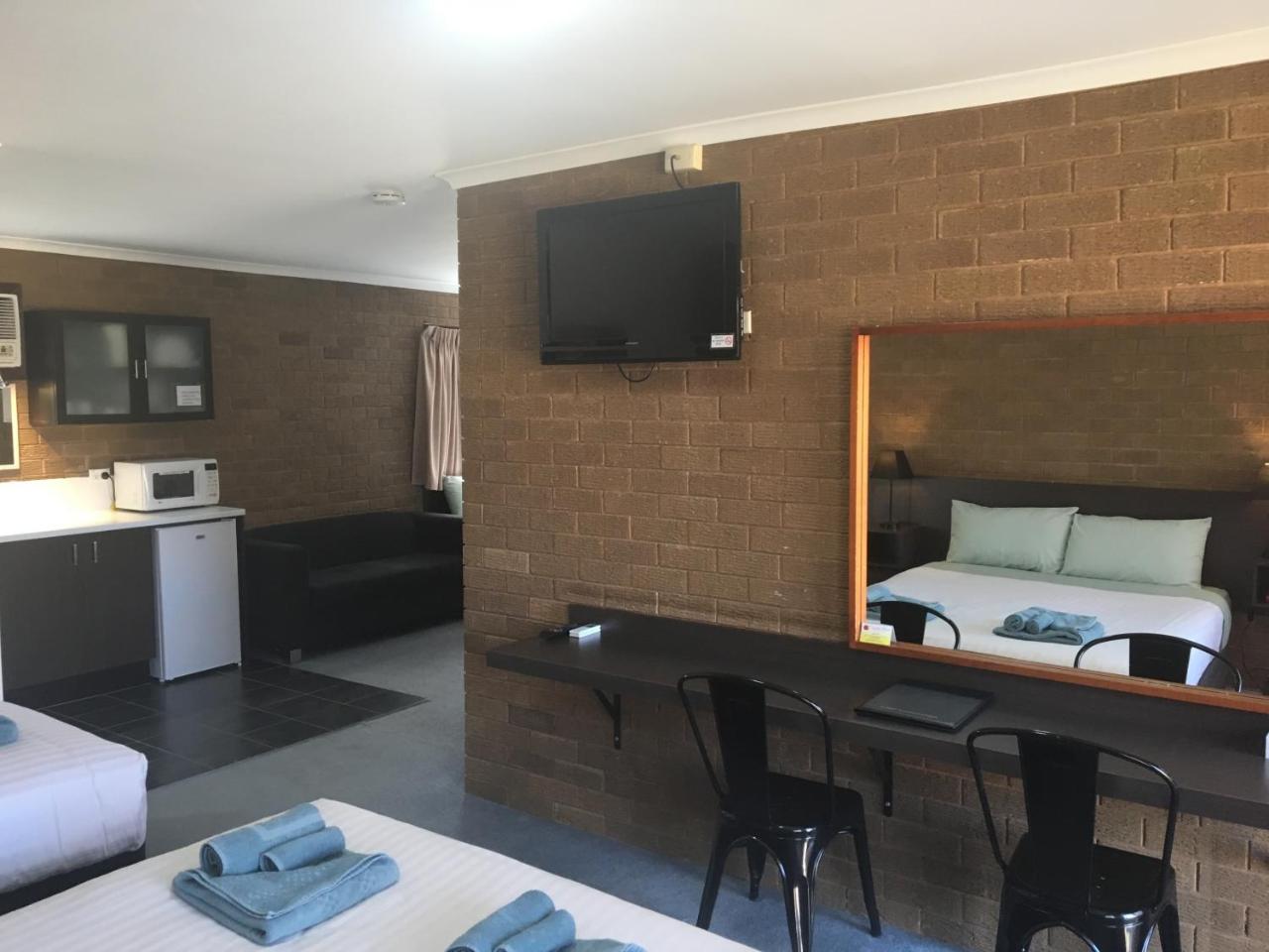 Camellia Motel Narrandera Exteriér fotografie