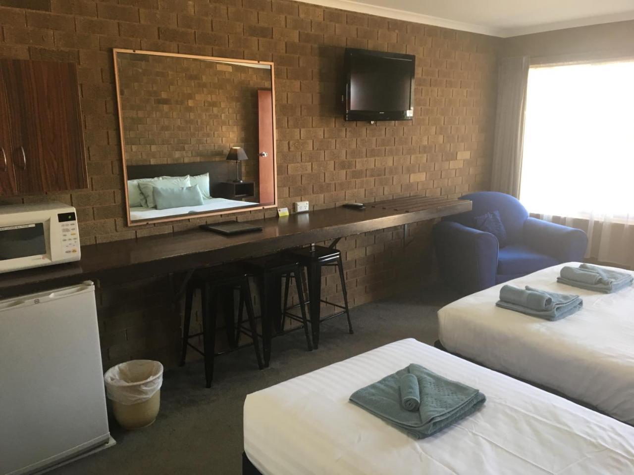 Camellia Motel Narrandera Exteriér fotografie